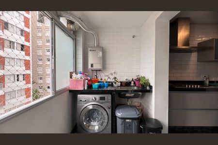 Apartamento à venda com 100m², 2 quartos e 1 vagaÁrea de Serviço