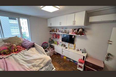Apartamento à venda com 100m², 2 quartos e 1 vagaQuarto 2