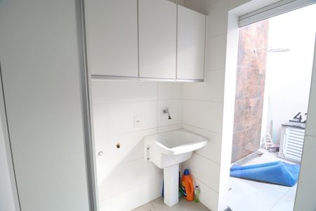 Casa de condomínio para alugar com 117m², 3 quartos e 2 vagasÁrea de Serviço