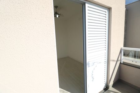 Casa de condomínio para alugar com 117m², 3 quartos e 2 vagasSacada