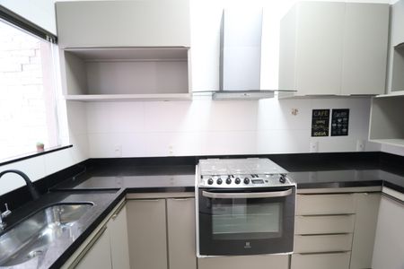 Casa de condomínio para alugar com 117m², 3 quartos e 2 vagasCozinha