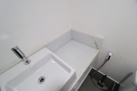 Casa de condomínio para alugar com 117m², 3 quartos e 2 vagasLavabo