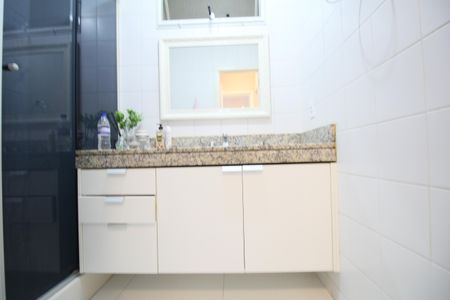 Apartamento à venda com 127m², 4 quartos e 2 vagasBanheiro Suíte 1