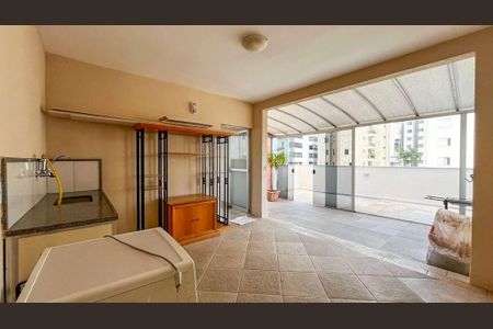 Apartamento à venda com 240m², 5 quartos e 3 vagas