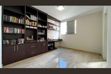 Apartamento à venda com 240m², 5 quartos e 3 vagas