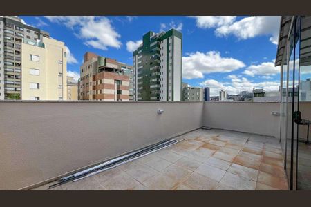Apartamento à venda com 240m², 5 quartos e 3 vagas