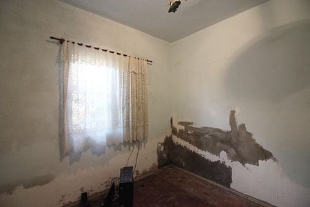 Casa à venda com 250m², 2 quartos e 2 vagasQuarto