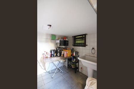 Casa à venda com 250m², 2 quartos e 2 vagasÁrea de Serviço