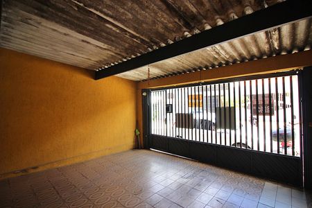 Casa à venda com 250m², 2 quartos e 2 vagasGaragem