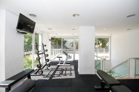 Apartamento à venda com 113m², 2 quartos e 2 vagas Apartamento à venda com 113m², 2 quartos e 2 vagasÁrea Comum - Academia