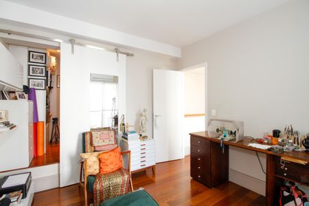Apartamento à venda com 113m², 2 quartos e 2 vagas Apartamento à venda com 113m², 2 quartos e 2 vagasSuíte 2