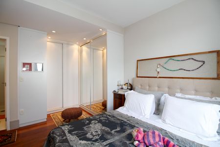 Apartamento à venda com 113m², 2 quartos e 2 vagas Apartamento à venda com 113m², 2 quartos e 2 vagasSuíte 1