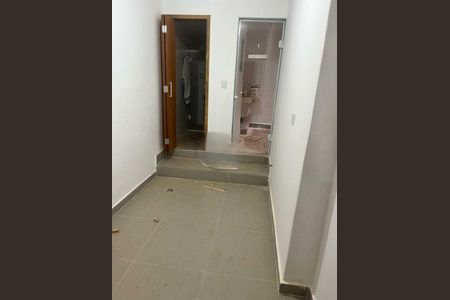 Casa à venda com 130m², 3 quartos e 1 vaga