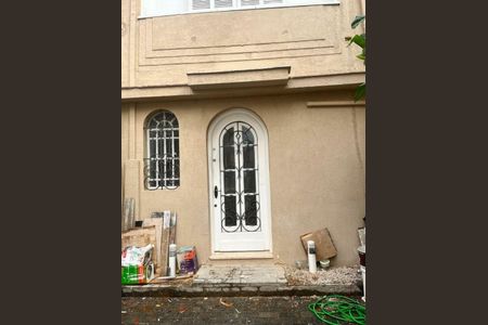 Casa à venda com 130m², 3 quartos e 1 vaga