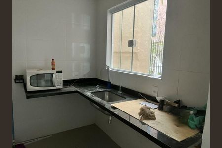 Casa à venda com 130m², 3 quartos e 1 vaga