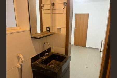 Casa à venda com 130m², 3 quartos e 1 vaga
