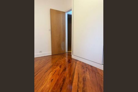 Casa à venda com 130m², 3 quartos e 1 vaga