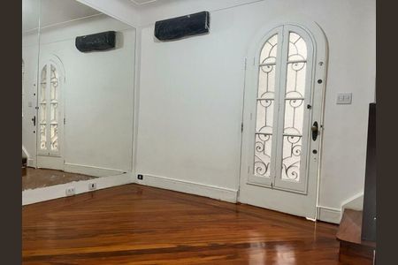 Casa à venda com 130m², 3 quartos e 1 vaga