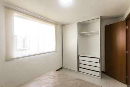 Apartamento para alugar com 65m², 2 quartos e 1 vagaQuarto 