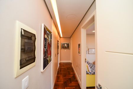 Apartamento à venda com 161m², 3 quartos e 3 vagasCorredor