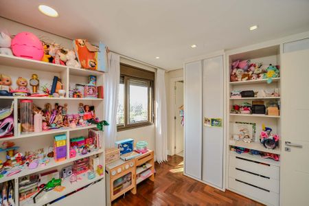 Apartamento à venda com 161m², 3 quartos e 3 vagasSuíte 1