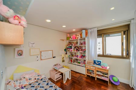 Apartamento à venda com 161m², 3 quartos e 3 vagasSuíte 1