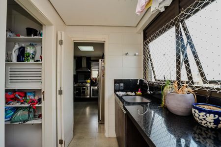 Apartamento à venda com 161m², 3 quartos e 3 vagasÁrea de Serviço