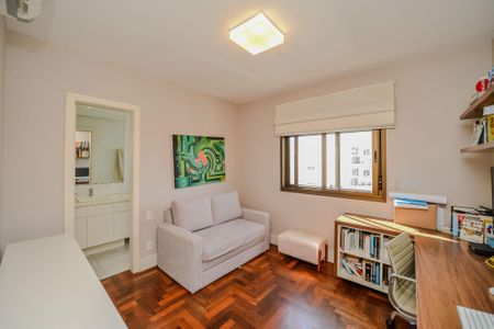 Apartamento à venda com 161m², 3 quartos e 3 vagasSuíte 2