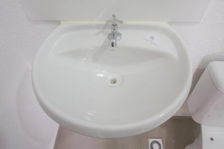Apartamento para alugar com 37m², 2 quartos e sem vaga Apartamento para alugar com 37m², 2 quartos e sem vagaBanheiro