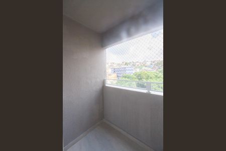 Apartamento para alugar com 37m², 2 quartos e sem vaga Apartamento para alugar com 37m², 2 quartos e sem vagaVaranda