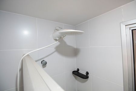 Apartamento à venda com 77m², 3 quartos e 1 vaga Apartamento à venda com 77m², 3 quartos e 1 vagaBanheiro da Suíte 2