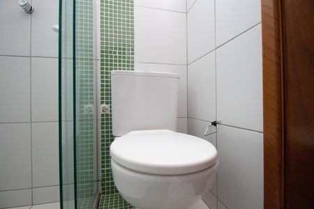Apartamento à venda com 77m², 3 quartos e 1 vaga Apartamento à venda com 77m², 3 quartos e 1 vagaBanheiro da Suíte 1