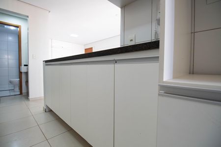 Apartamento à venda com 77m², 3 quartos e 1 vaga Apartamento à venda com 77m², 3 quartos e 1 vagaCozinha e Área de Serviço