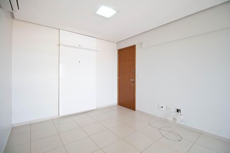 Apartamento à venda com 77m², 3 quartos e 1 vaga Apartamento à venda com 77m², 3 quartos e 1 vagaSala