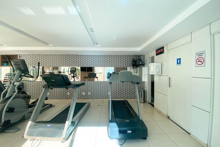 Apartamento à venda com 77m², 3 quartos e 1 vaga Apartamento à venda com 77m², 3 quartos e 1 vagaÁrea comum - Academia