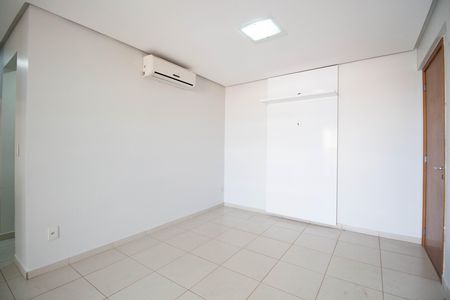 Apartamento à venda com 77m², 3 quartos e 1 vaga Apartamento à venda com 77m², 3 quartos e 1 vagaSala