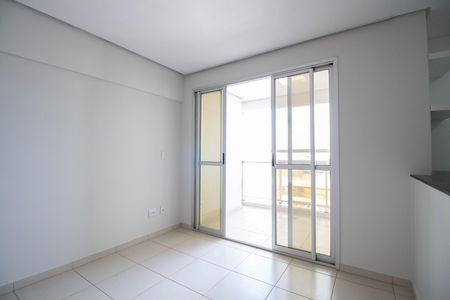 Apartamento à venda com 77m², 3 quartos e 1 vaga Apartamento à venda com 77m², 3 quartos e 1 vagaSala