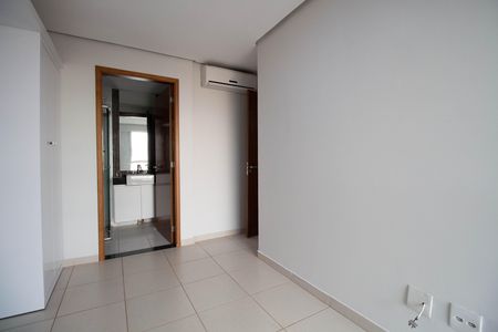 Apartamento à venda com 77m², 3 quartos e 1 vaga Apartamento à venda com 77m², 3 quartos e 1 vagaSuíte 2