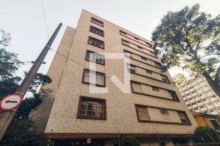 Apartamento à venda com 158m², 3 quartos e 1 vaga Apartamento à venda com 158m², 3 quartos e 1 vagaFachada