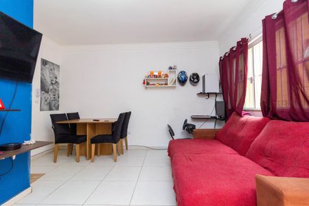 Casa de condomínio à venda com 67m², 2 quartos e 1 vagaSala