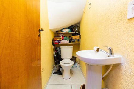 Casa de condomínio à venda com 67m², 2 quartos e 1 vagaLavabo