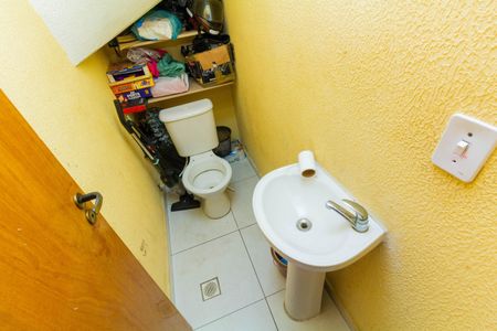 Casa de condomínio à venda com 67m², 2 quartos e 1 vagaLavabo