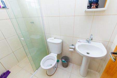 Casa de condomínio à venda com 67m², 2 quartos e 1 vagaBanheiro da Suíte 2