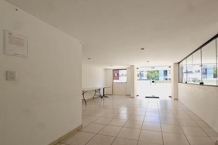 Apartamento para alugar com 76m², 2 quartos e 2 vagas Apartamento para alugar com 76m², 2 quartos e 2 vagasÁrea comum - Salão de festas