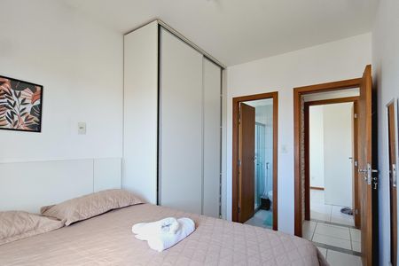 Apartamento para alugar com 76m², 2 quartos e 2 vagas Apartamento para alugar com 76m², 2 quartos e 2 vagasSuíte