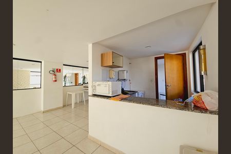 Apartamento para alugar com 76m², 2 quartos e 2 vagas Apartamento para alugar com 76m², 2 quartos e 2 vagasÁrea comum - Salão de festas