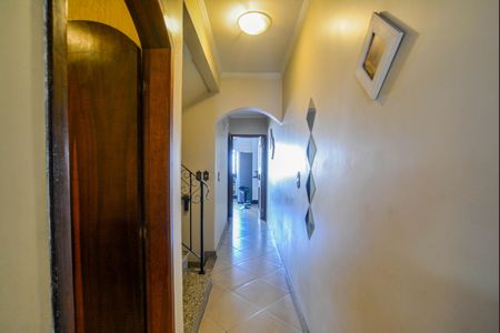 Casa à venda com 201m², 3 quartos e 4 vagasCorredor