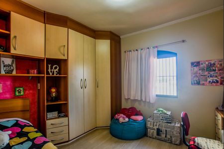 Casa à venda com 201m², 3 quartos e 4 vagasQuarto 2