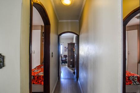 Casa à venda com 201m², 3 quartos e 4 vagasCorredor