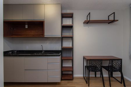 Apartamento para alugar com 27m², 1 quarto e sem vaga Apartamento para alugar com 27m², 1 quarto e sem vagaCozinha e Área de Serviço